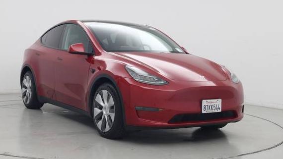 TESLA MODEL Y 2021 5YJYGDEE8MF070752 image